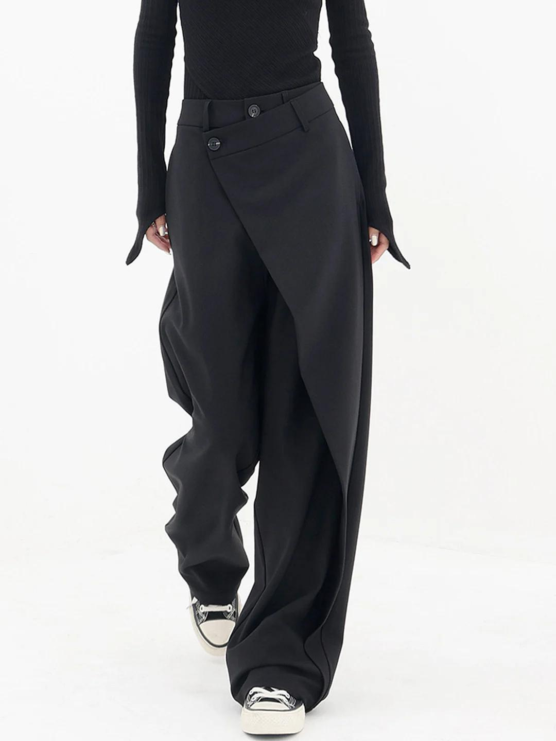 Pantaloni asimmetrici alla moda