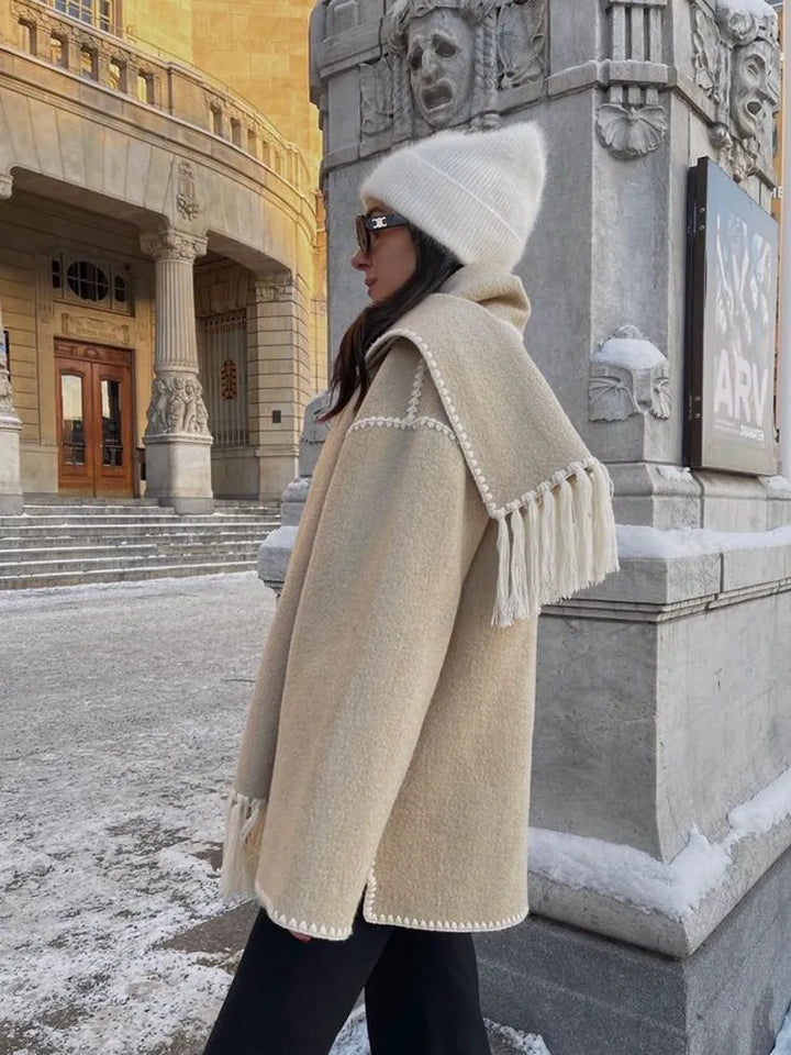 Mara - Elegante cappotto di lana con sciarpa invernale