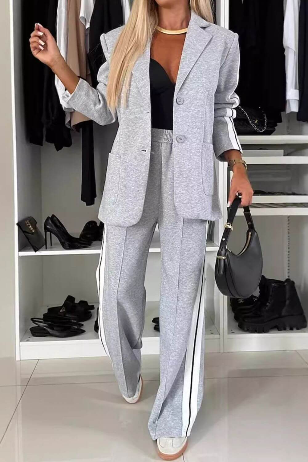 Mara - Set Completo in Cotone con Collo a Contrasto
