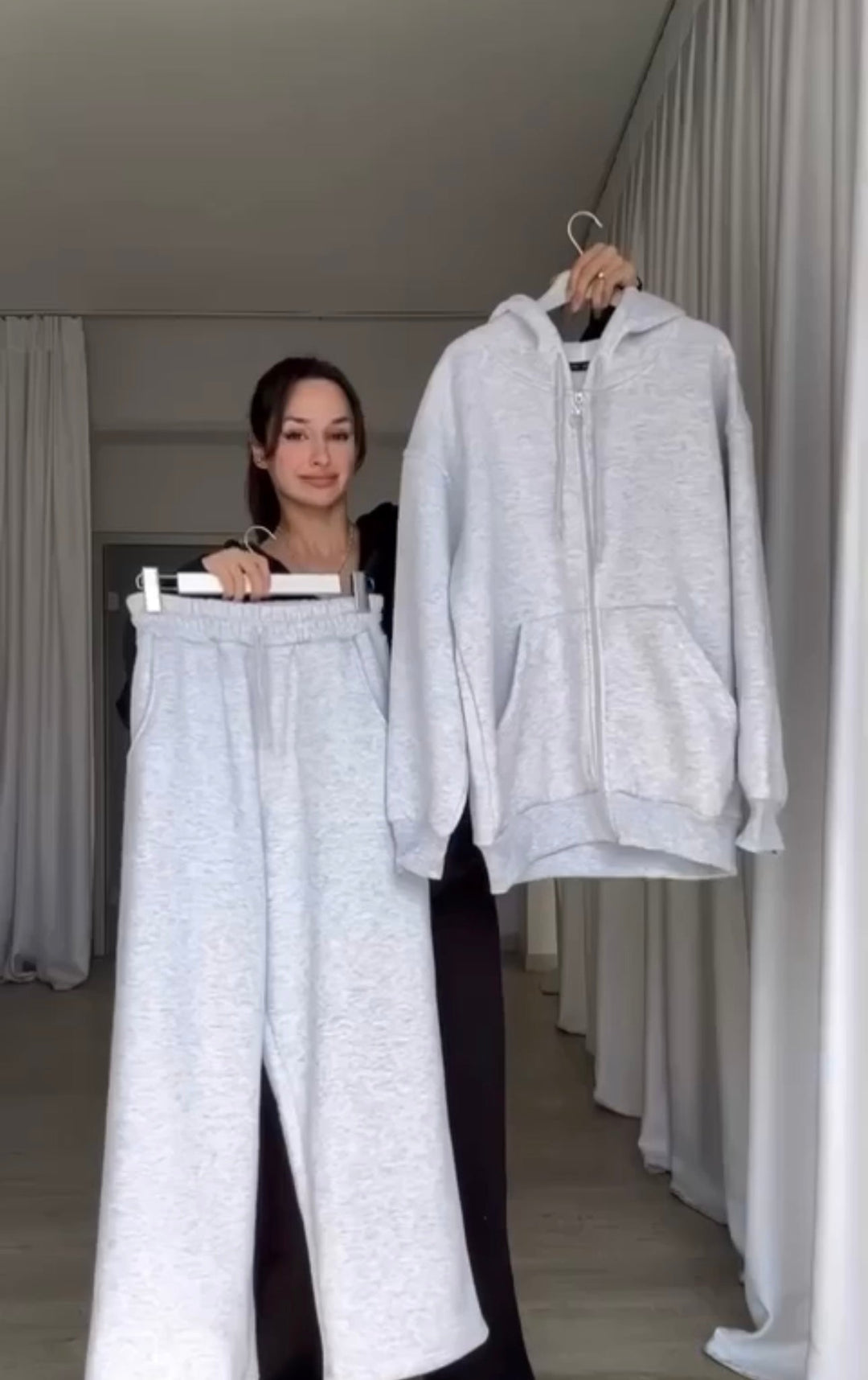 Livia - Set felpa con cappuccio in maglia