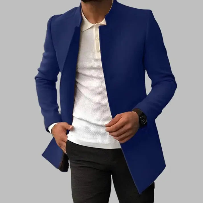 Elegant wool coat for men