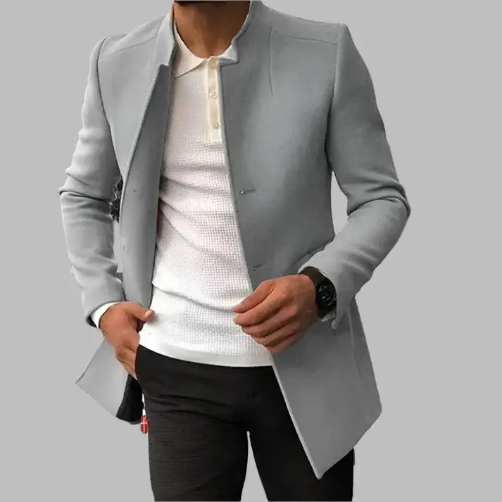 Elegant wool coat for men