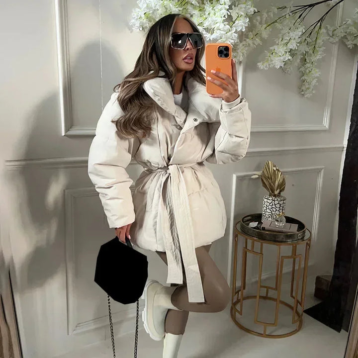 Mia - Cappotto in cashmere morbido con cintura