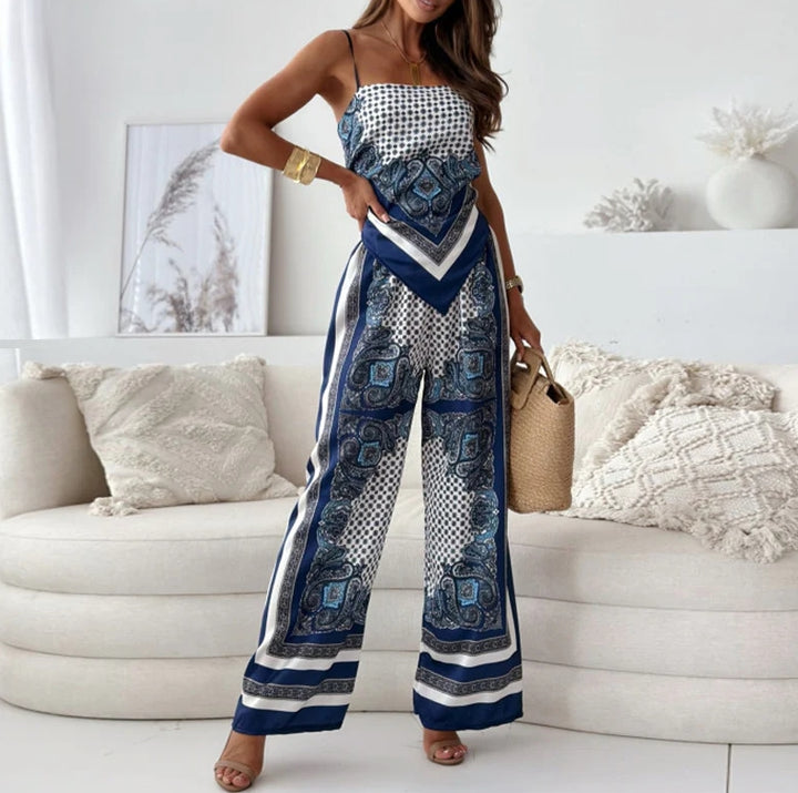 Top e pantaloni senza schiena