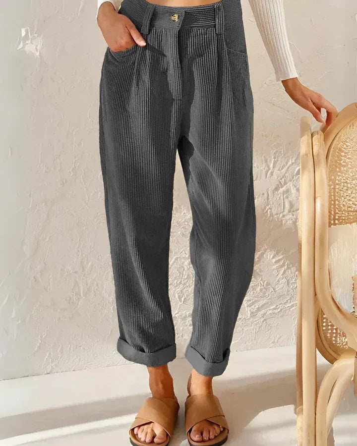 Stefania - Pantaloni in velluto a coste alla moda