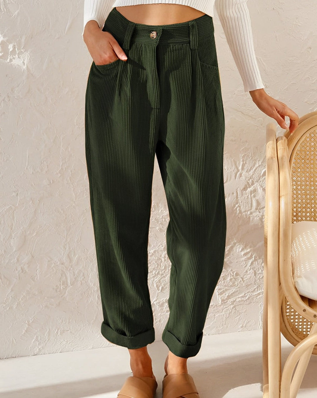 Stefania - Pantaloni in velluto a coste alla moda