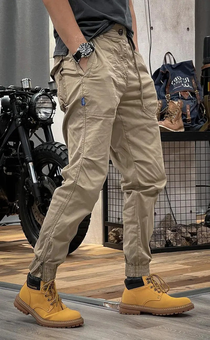 Pantaloni cargo elasticizzati con elastan