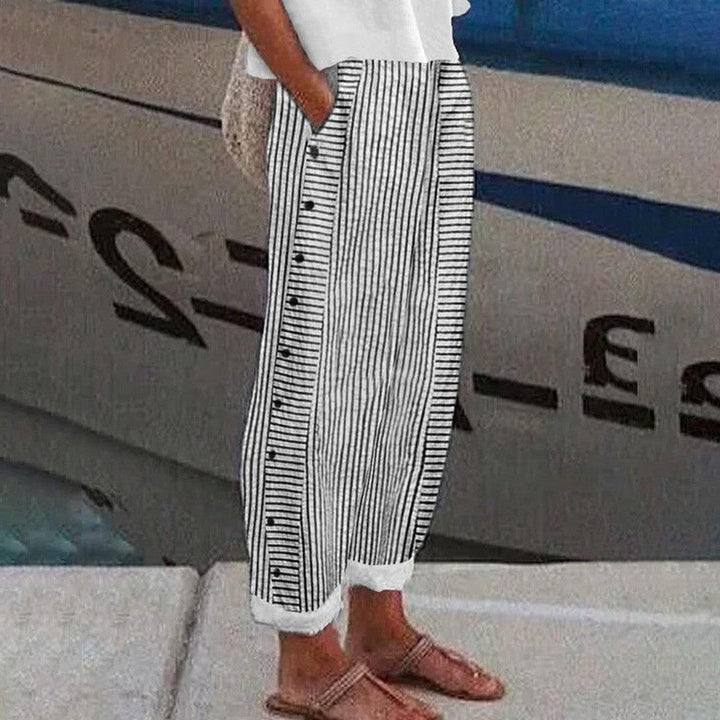 Soft trousers with pockets