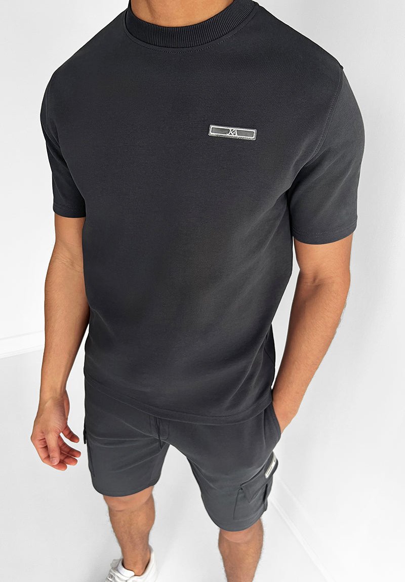 Leo - Abbigliamento Casual alla Moda