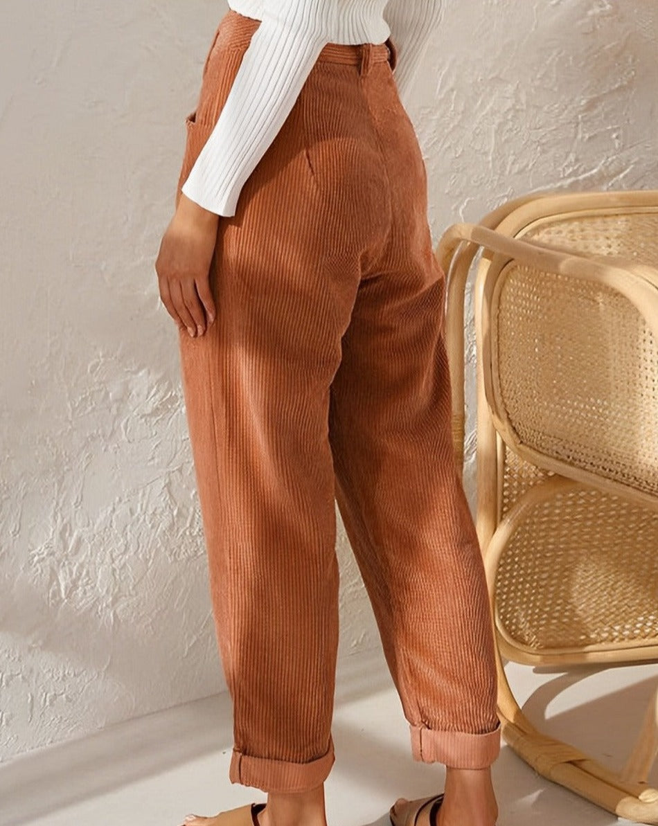 Stefania - Pantaloni in velluto a coste alla moda